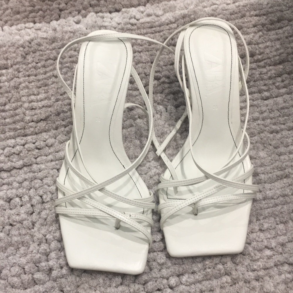 Zara!! Strappy white heeled sandal